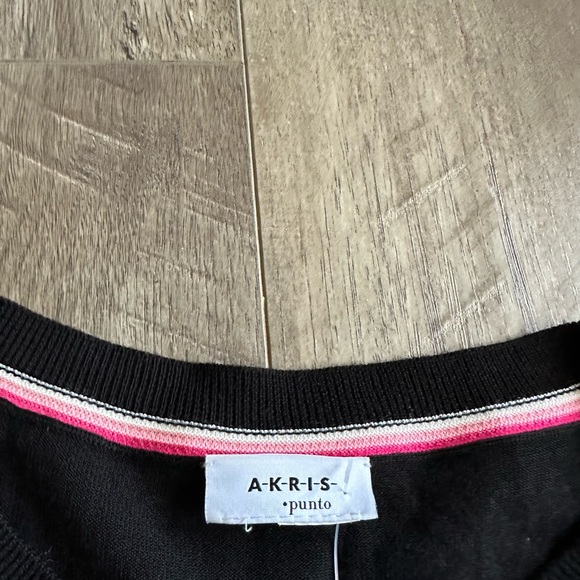 Akris Punto Wool Crewneck Sweater Black Pink Trim XS NWOT - Picture 2 of 3